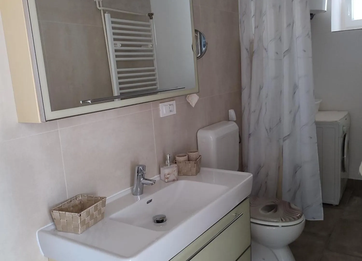 Apartman Noemi Jadranovo Apartment